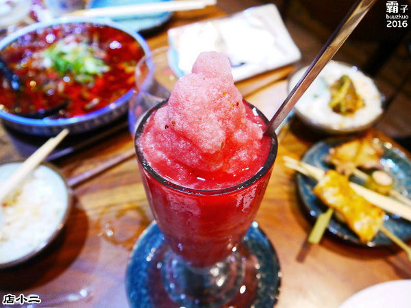 店小二串燒燒肉:店小二燒烤,夏天夜晚就是要大口吃肉大口喝酒阿!