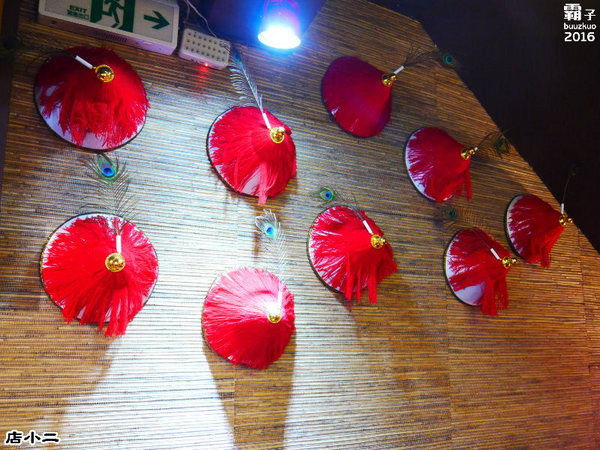 店小二串燒燒肉:店小二燒烤,夏天夜晚就是要大口吃肉大口喝酒阿!