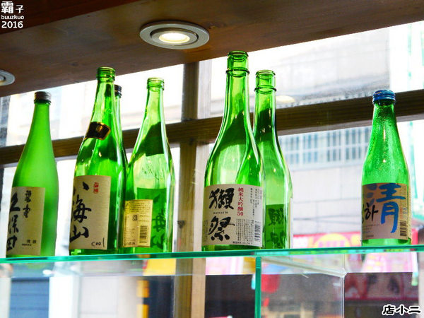 店小二串燒燒肉:店小二燒烤,夏天夜晚就是要大口吃肉大口喝酒阿!