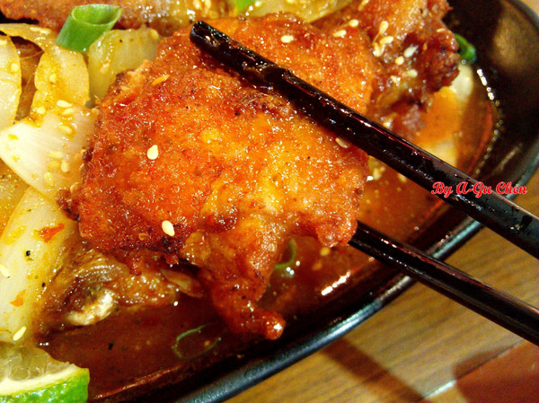 星丼食堂(遠百成功店)：【臺南Ω東區】星丼食堂（遠百成功店）。讓人心動的超級海派丼