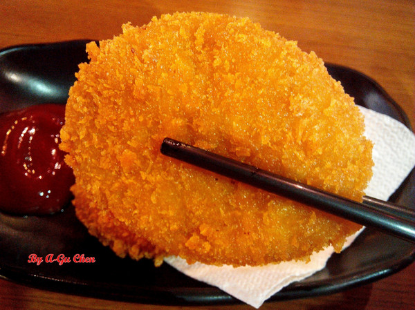 星丼食堂(遠百成功店)：【臺南Ω東區】星丼食堂（遠百成功店）。讓人心動的超級海派丼