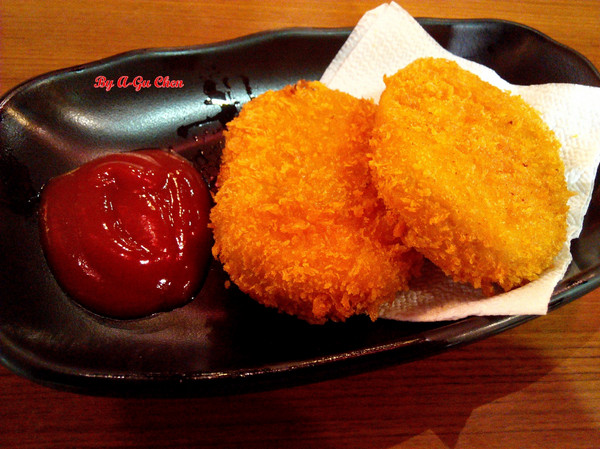 星丼食堂(遠百成功店)：【臺南Ω東區】星丼食堂（遠百成功店）。讓人心動的超級海派丼