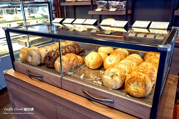 Caffè Chat 咖啡講(南京龍江店)：【捷運南京復興站平價咖啡廳 推薦】 世界評鑑90分以上的好咖啡, 量身烘焙Ｘ評比No. 1 ✿✿ Caffè Chat 咖啡講（南京龍江店）✿✿