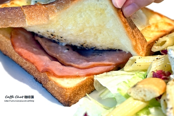 Caffè Chat 咖啡講(南京龍江店)：【捷運南京復興站平價咖啡廳 推薦】 世界評鑑90分以上的好咖啡, 量身烘焙Ｘ評比No. 1 ✿✿ Caffè Chat 咖啡講（南京龍江店）✿✿