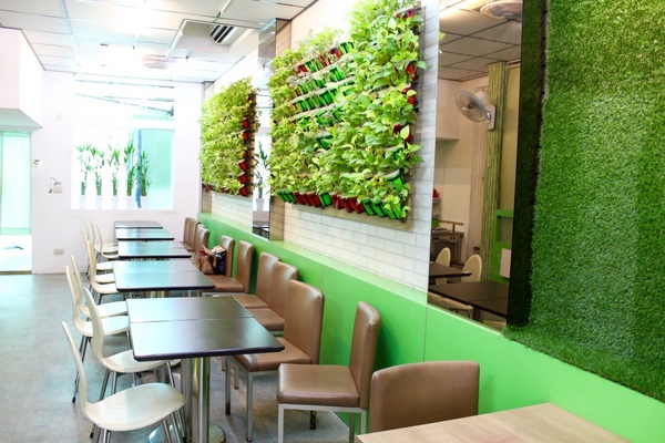 竹之青-牛排部屋：[小資女的午餐日記]台南東區勝利路 便宜份量多 竹之青-牛排部屋