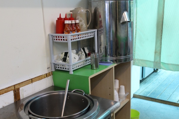 竹之青-牛排部屋：[小資女的午餐日記]台南東區勝利路 便宜份量多 竹之青-牛排部屋