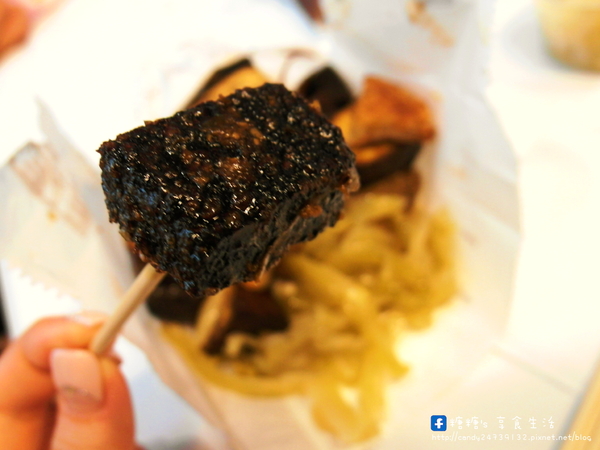 健美先生:〖台中│美食〗健美先生 ❤ 讓人越吃越涮嘴的激炸滷味,配上店家特製醬料及酸菜,美味一級棒!!