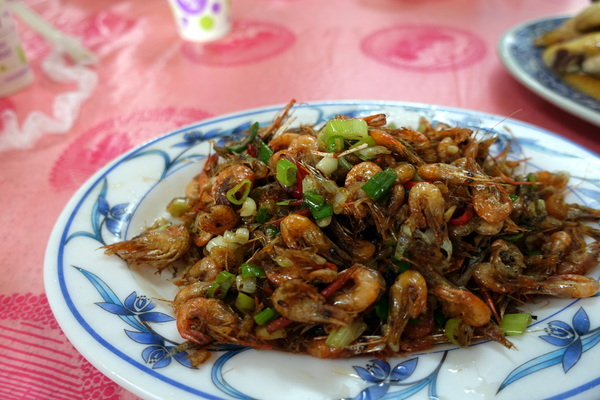 鄉村飲食店：(胖樺食記)桃園龍潭客家菜「鄉村飲食店」，菜餚道地下酒/不收服務費/平價