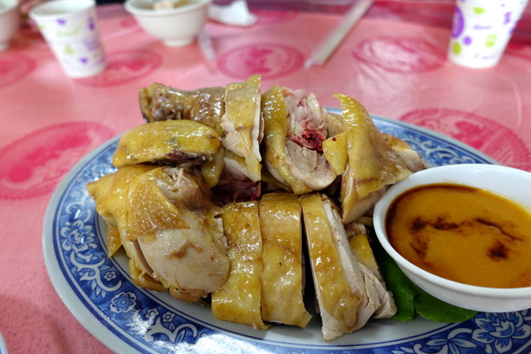 鄉村飲食店：(胖樺食記)桃園龍潭客家菜「鄉村飲食店」，菜餚道地下酒/不收服務費/平價