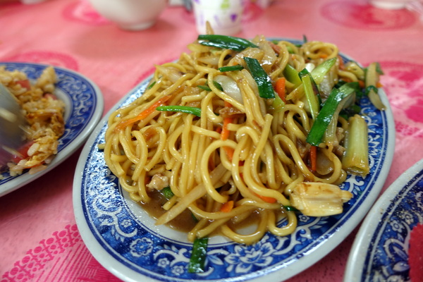 鄉村飲食店：(胖樺食記)桃園龍潭客家菜「鄉村飲食店」，菜餚道地下酒/不收服務費/平價
