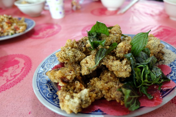 鄉村飲食店：(胖樺食記)桃園龍潭客家菜「鄉村飲食店」，菜餚道地下酒/不收服務費/平價