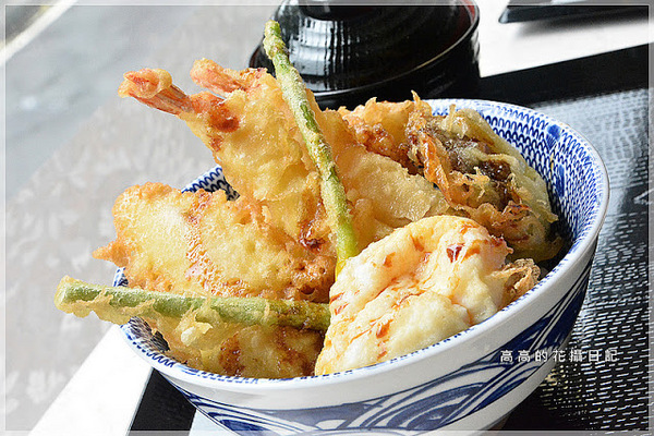 龜一烏龍麵：【高雄】苓雅區。龜一烏龍麵 （陽光大飯店二樓）