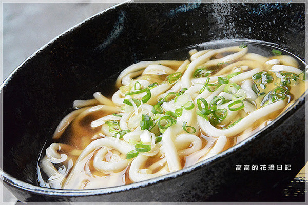 龜一烏龍麵：【高雄】苓雅區。龜一烏龍麵 （陽光大飯店二樓）