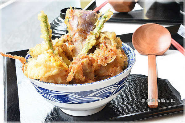 龜一烏龍麵：【高雄】苓雅區。龜一烏龍麵 （陽光大飯店二樓）