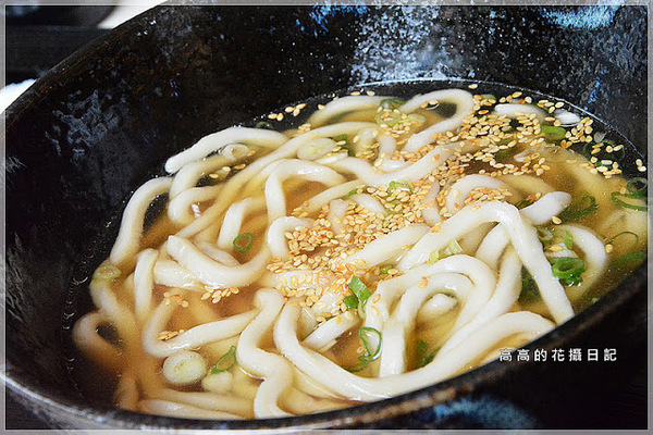 龜一烏龍麵：【高雄】苓雅區。龜一烏龍麵 （陽光大飯店二樓）