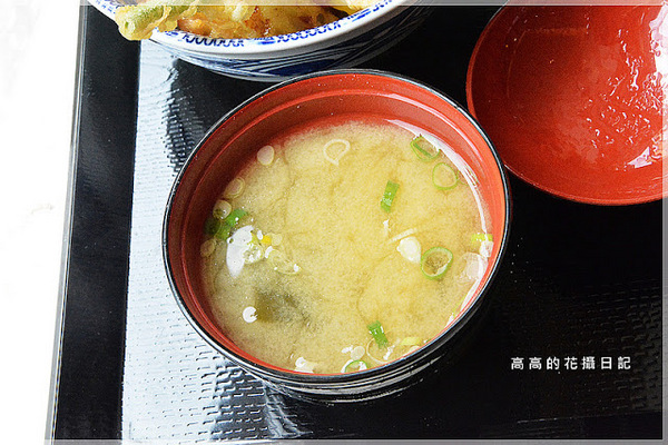 龜一烏龍麵：【高雄】苓雅區。龜一烏龍麵 （陽光大飯店二樓）