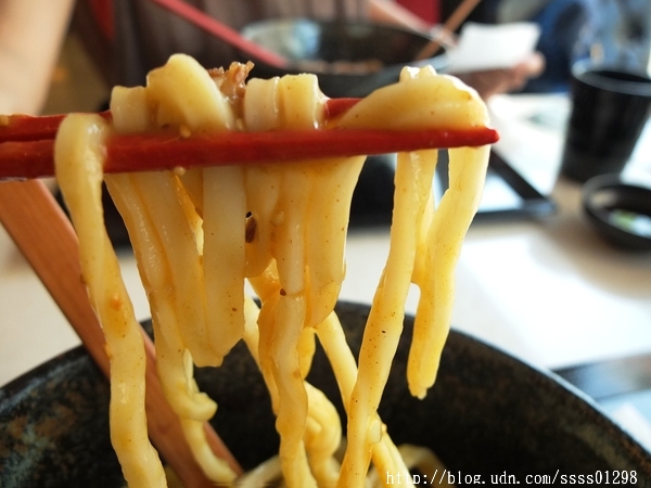 龜一烏龍麵:【美食特搜。高雄苓雅區】龜一烏龍麵。午餐限定美食!日式手打烏龍麵 取材日本傳統道地風味