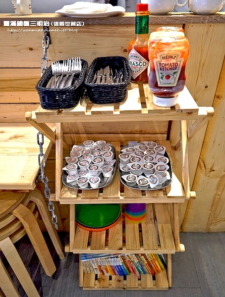 豐滿早午餐(信義世貿店)：【信義早午餐 / 世貿下午茶/ 豐滿三明治】早餐一定要吃得豐盛！ ✿✿ 豐滿總匯三明治(信義世貿店) ✿✿