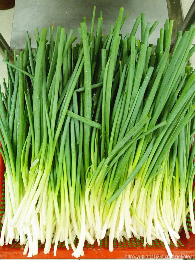 │食。台北三重│富華街巷口銅板美食。「三重太豪小籠包」早晨小確幸