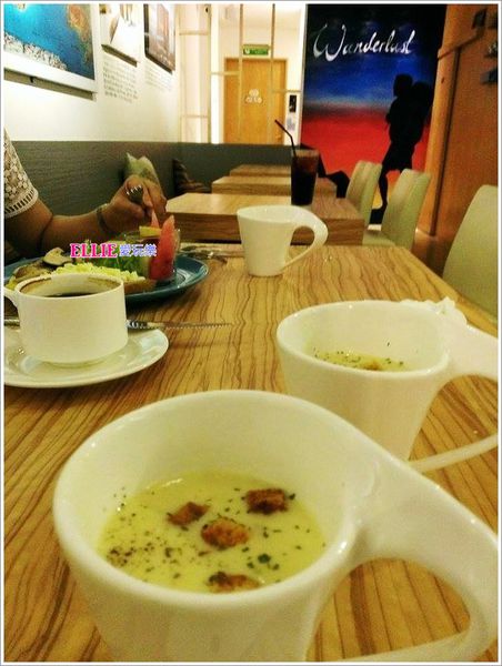 13140663_1100615093293043_124095027_n