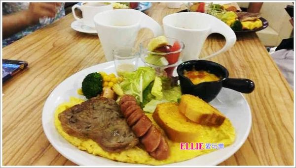 13152738_1100615006626385_374007503_n