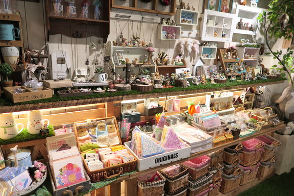 PUGU 田園雜貨:【台中雜貨小店】PUGU ZAKKA 田園雜貨~森林系 + 田園風,販賣飲品及冰淇淋~~