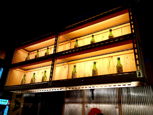 OMAYA春川炒雞(台南東門店)：☆口碑券No.7☆【臺南Ω東區】Omaya春川炒雞（東門店）。享用厚切牛排與辣炒雞排共譜的美味，再來杯萌萌棉花糖泡泡飲