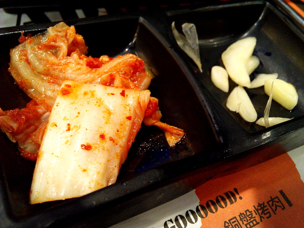 OMAYA春川炒雞(台南東門店)：☆口碑券No.7☆【臺南Ω東區】Omaya春川炒雞（東門店）。享用厚切牛排與辣炒雞排共譜的美味，再來杯萌萌棉花糖泡泡飲