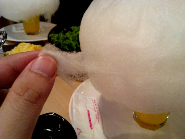 OMAYA春川炒雞(台南東門店)：☆口碑券No.7☆【臺南Ω東區】Omaya春川炒雞（東門店）。享用厚切牛排與辣炒雞排共譜的美味，再來杯萌萌棉花糖泡泡飲