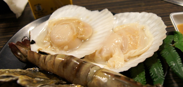 燒肉眾雙和板南店(雙和板南店):(新北。中和區美食) 『燒肉眾-雙和板南店』燒烤吃到飽。三種消費方案,任你挑,保證讓你吃飽飽,肚飽眼皮鬆! 好吃好睡好幸福~