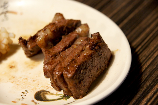 燒肉眾雙和板南店(雙和板南店):(新北。中和區美食) 『燒肉眾-雙和板南店』燒烤吃到飽。三種消費方案,任你挑,保證讓你吃飽飽,肚飽眼皮鬆! 好吃好睡好幸福~