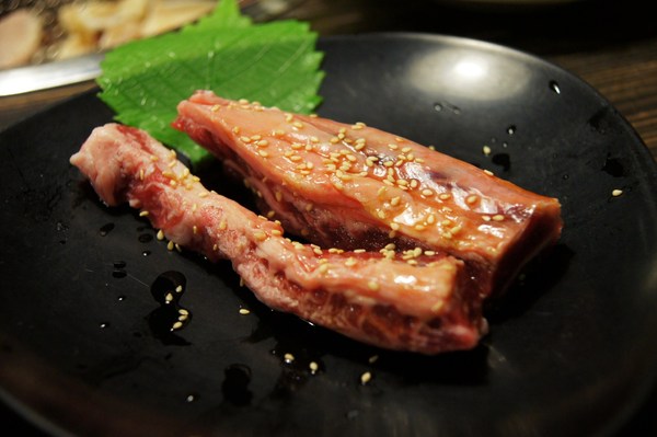 燒肉眾雙和板南店(雙和板南店):(新北。中和區美食) 『燒肉眾-雙和板南店』燒烤吃到飽。三種消費方案,任你挑,保證讓你吃飽飽,肚飽眼皮鬆! 好吃好睡好幸福~