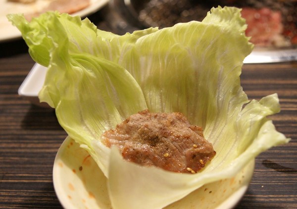 燒肉眾雙和板南店(雙和板南店):(新北。中和區美食) 『燒肉眾-雙和板南店』燒烤吃到飽。三種消費方案,任你挑,保證讓你吃飽飽,肚飽眼皮鬆! 好吃好睡好幸福~