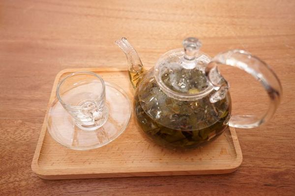 爺茶旅行 GRANDPA SPACE：【台南冷泡茶】【東區】GrandpaTea 爺茶｜從台北南下的店，手作茶飲好解渴～