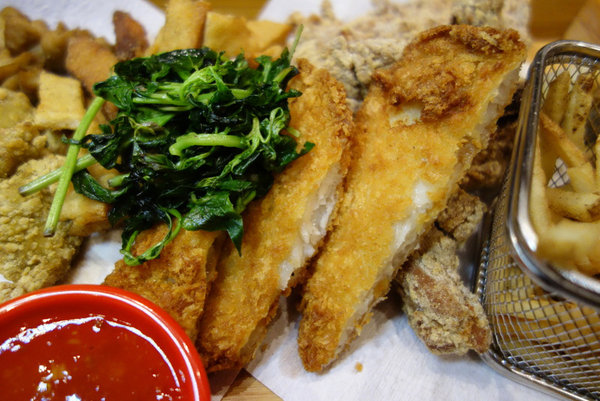 炸去啃三重店 (35).JPG