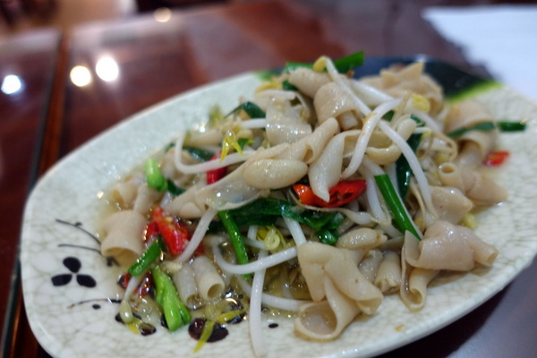 天橋下鵝肉專賣店:(胖樺食記)永和必吃平價小吃「天橋下鵝肉專賣店」,超級好吃的煙燻鵝肉還有各種讓人驚豔的小菜