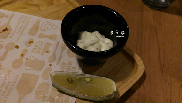 TINO'S PIZZA CAFE 堤諾比薩(高雄草衙道店):【高雄/食﹡前鎮】南臺灣初登場千萬別錯過.珍珠奶茶披薩超吸睛!.TINO'S PIZZA CAFE 堤諾比薩(高雄草衙道店)