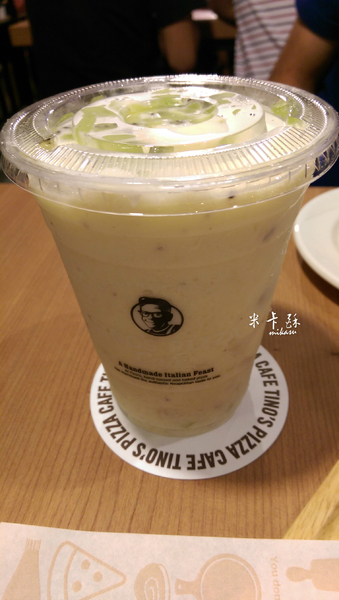 TINO'S PIZZA CAFE 堤諾比薩(高雄草衙道店):【高雄/食﹡前鎮】南臺灣初登場千萬別錯過.珍珠奶茶披薩超吸睛!.TINO'S PIZZA CAFE 堤諾比薩(高雄草衙道店)