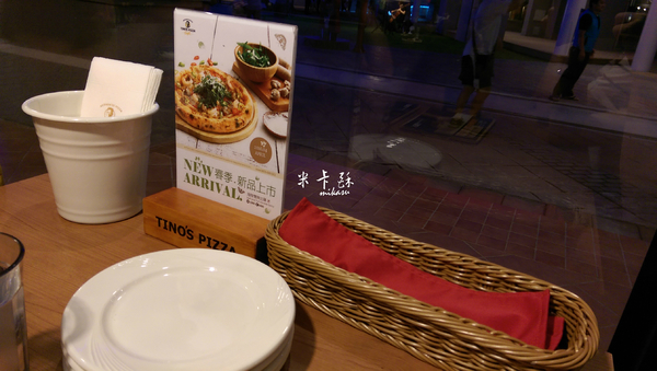 TINO'S PIZZA CAFE 堤諾比薩(高雄草衙道店):【高雄/食﹡前鎮】南臺灣初登場千萬別錯過.珍珠奶茶披薩超吸睛!.TINO'S PIZZA CAFE 堤諾比薩(高雄草衙道店)