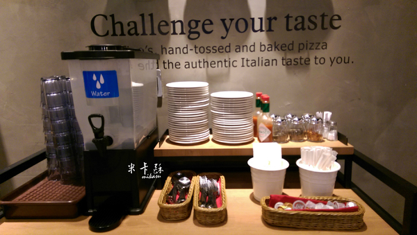 TINO'S PIZZA CAFE 堤諾比薩(高雄草衙道店):【高雄/食﹡前鎮】南臺灣初登場千萬別錯過.珍珠奶茶披薩超吸睛!.TINO'S PIZZA CAFE 堤諾比薩(高雄草衙道店)