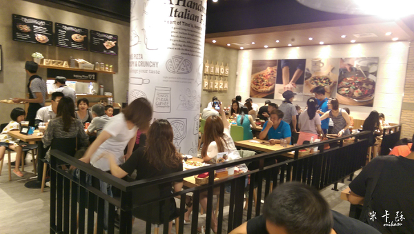 TINO'S PIZZA CAFE 堤諾比薩(高雄草衙道店):【高雄/食﹡前鎮】南臺灣初登場千萬別錯過.珍珠奶茶披薩超吸睛!.TINO'S PIZZA CAFE 堤諾比薩(高雄草衙道店)