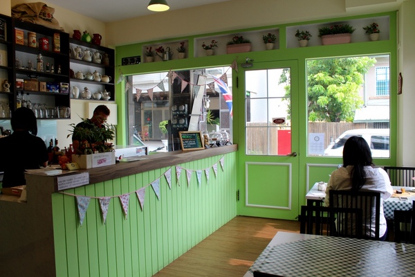 Daisy's Tearoom：[台南]正統英式下午茶 超厲害的司康與布朗尼  Daisy's Tearoom