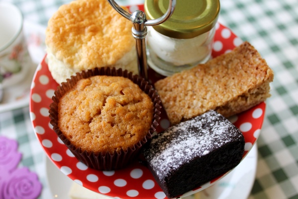 Daisy's Tearoom：[台南]正統英式下午茶 超厲害的司康與布朗尼  Daisy's Tearoom