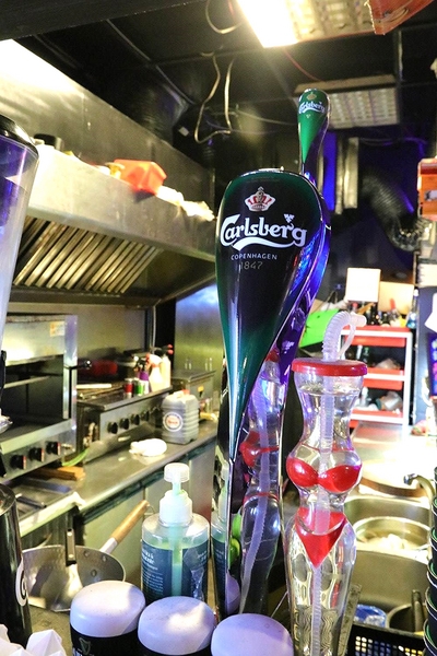 IN9 飲酒串燒：【新北市食記】IN9飲酒串燒Bar聖誕活動推出消費滿999即可抽禮物~下班或凌晨來串烤&飛鏢&酒吧以及宵夜和聊天的好去處