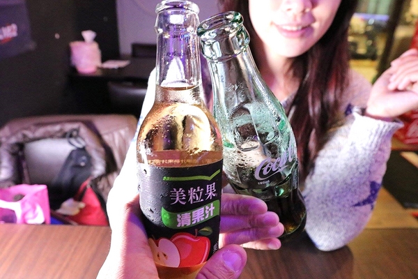 IN9 飲酒串燒：【新北市食記】IN9飲酒串燒Bar聖誕活動推出消費滿999即可抽禮物~下班或凌晨來串烤&飛鏢&酒吧以及宵夜和聊天的好去處