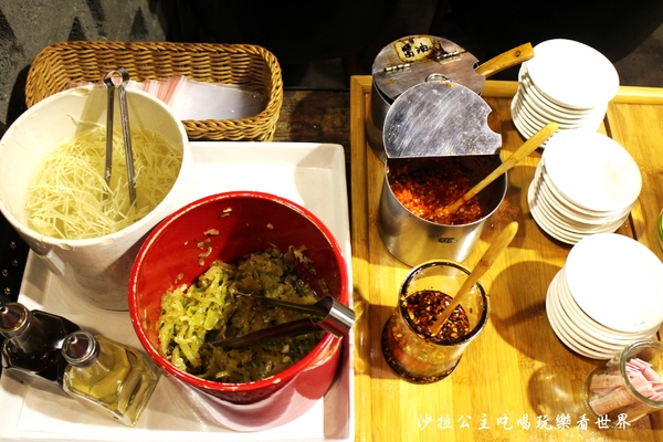 北芳園 專業精緻牛肉麵(信義店):台北牛肉麵『 北芳園精緻牛肉麵』觀光局/食上玩家指定必吃/捷運市政府站