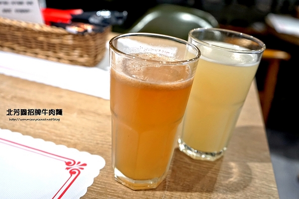 北芳園 專業精緻牛肉麵(信義店):【台北牛肉麵】台北旅遊觀光局指定台北必吃牛肉麵餐廳 / 食尚玩家推薦 ✿✿ 北芳園 專業精緻牛肉麵 ✿✿(完整菜單)