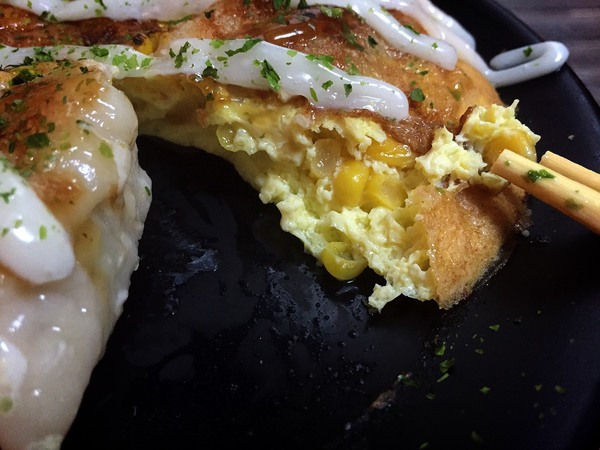 姑娘今晚不賣酒：[台南]晚餐限定 餃子大阪燒 創意新滋味 姑娘今晚不賣酒 餃子お好み焼き