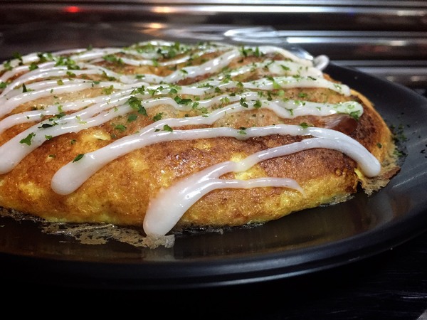 姑娘今晚不賣酒：[台南]晚餐限定 餃子大阪燒 創意新滋味 姑娘今晚不賣酒 餃子お好み焼き