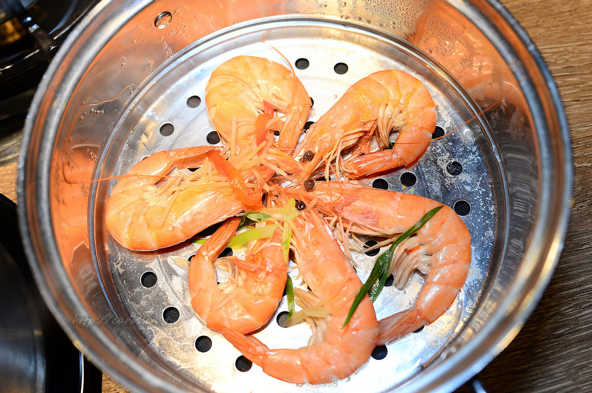 韓老大 韓式烤肉 海鮮九層塔 東區韓式料理餐廳